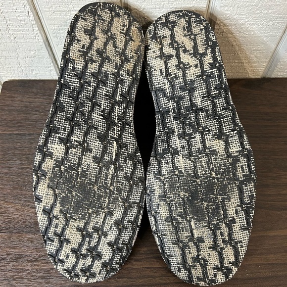 John Varvatos Leather Chukka Boots, size 8.5. main image 7